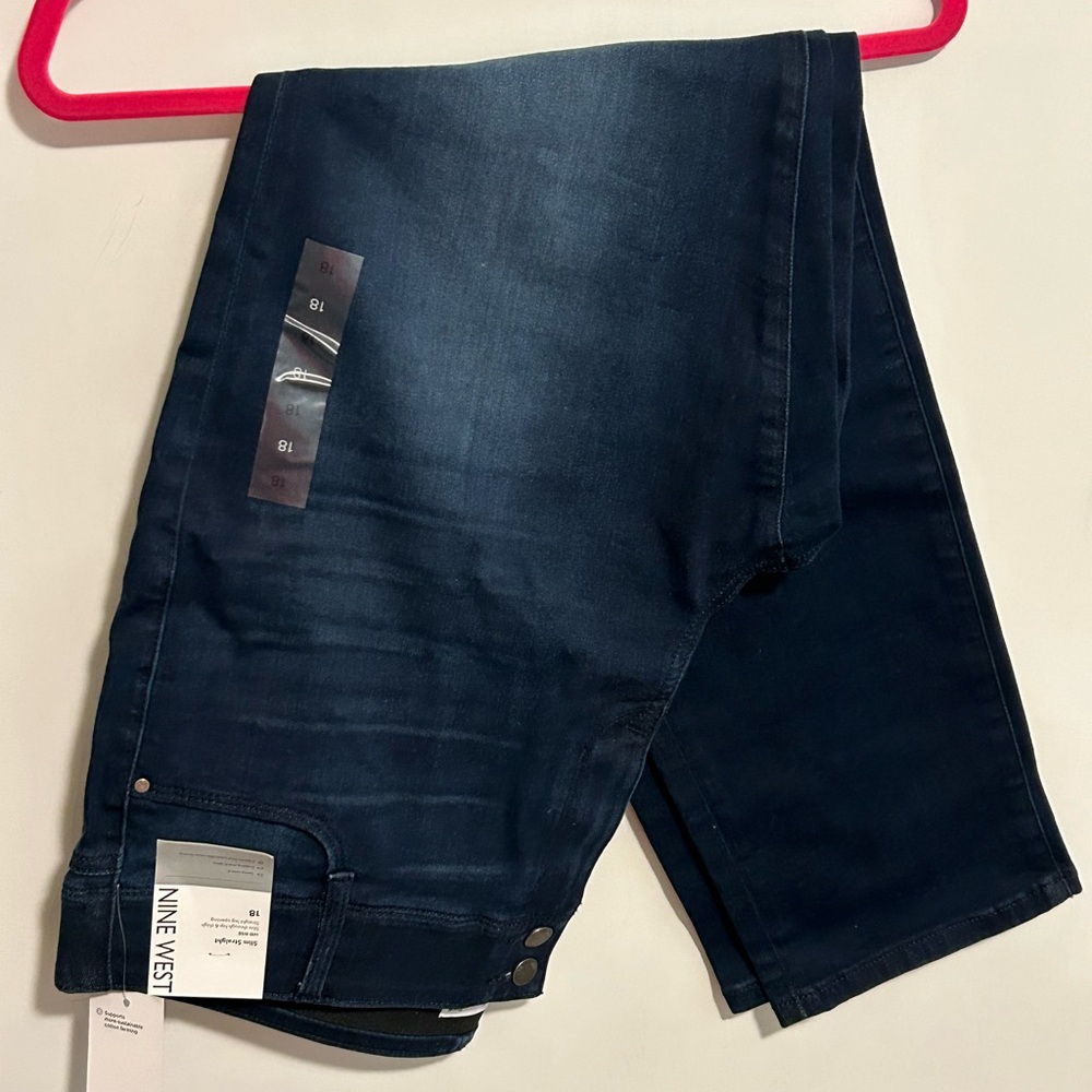 Nine West NWT 18 Dark Indigo Slim Straight Jeans